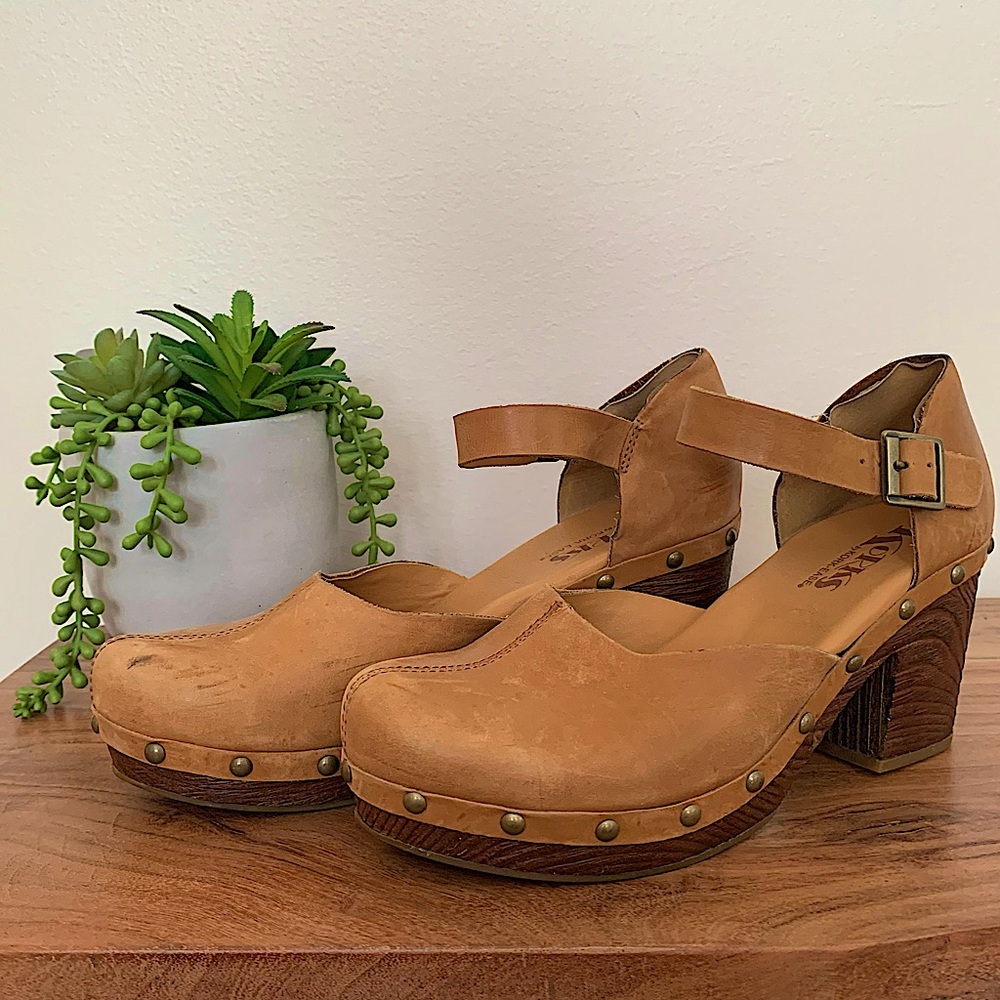 Korks Chunky Block Heel sz 8.5